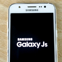 Samsung-Galaxy-J5-leaks-in-full-glory-real-life-images-and-specs-galore