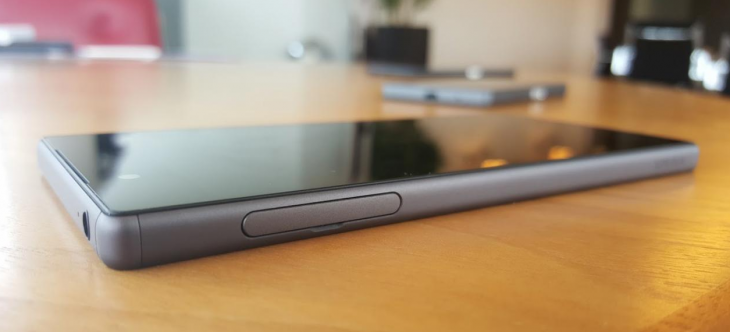 Sony_Xperia_Z5 III